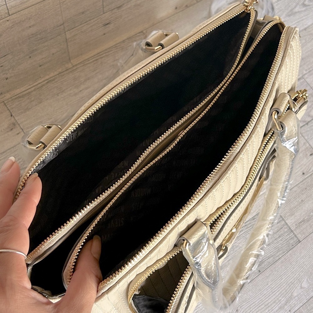 Steve Madden Purse - Picture 12 of 12